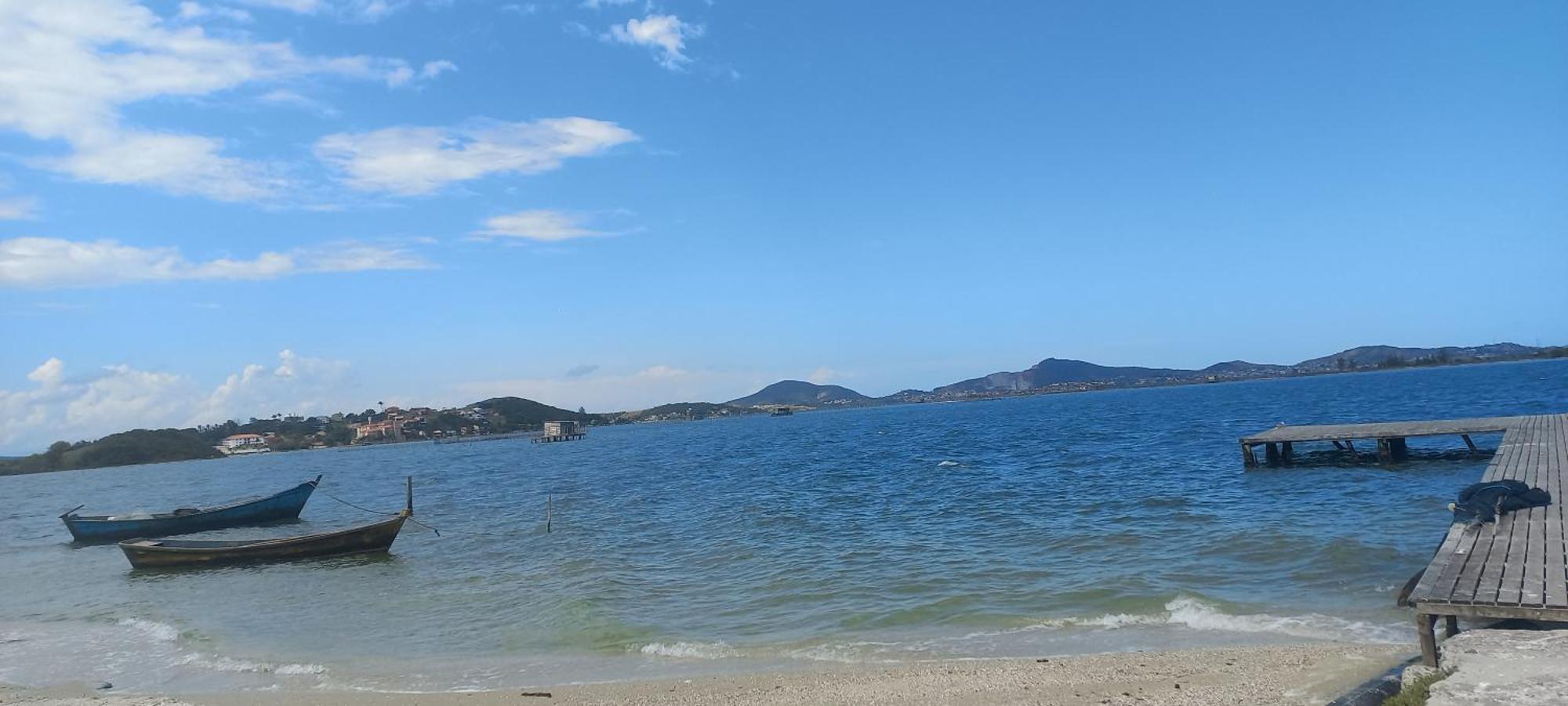 Suite Ponta Da Areia Sao Pedro da Aldeia Bagian luar foto